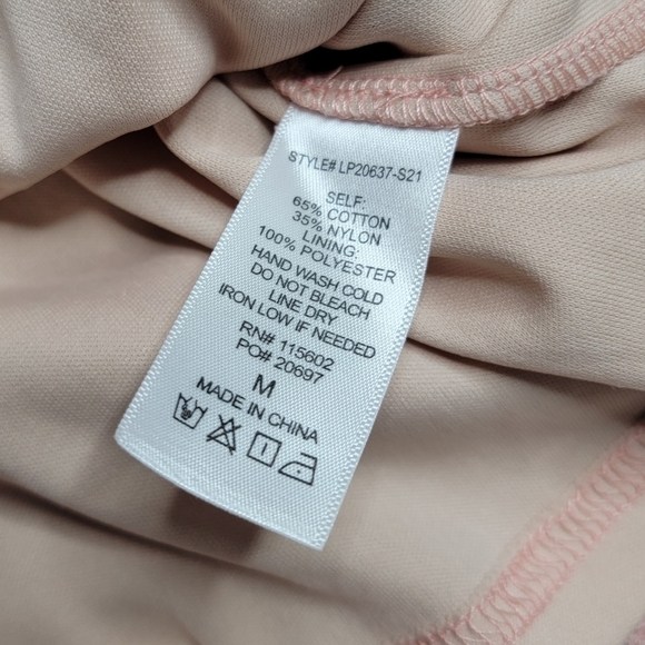 Lush Pale Blush Pink Eyelet Lace Wide Short Sleeve Romper Size M - Picture 11 of 11